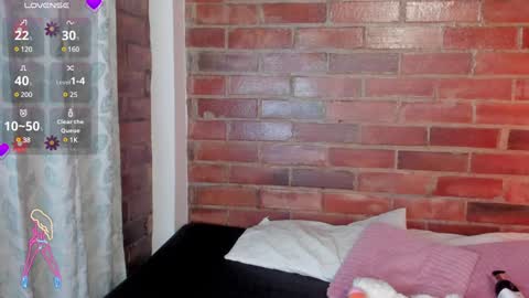 Soy Crystal online show from February 8, 10:07 am