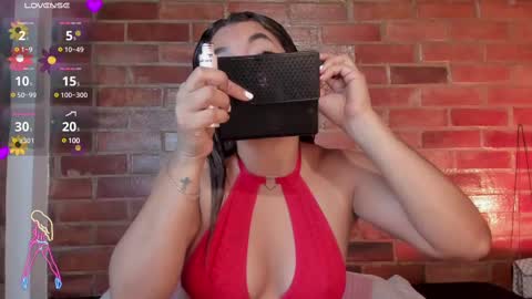 Soy Crystal online show from March 2, 10:24 am