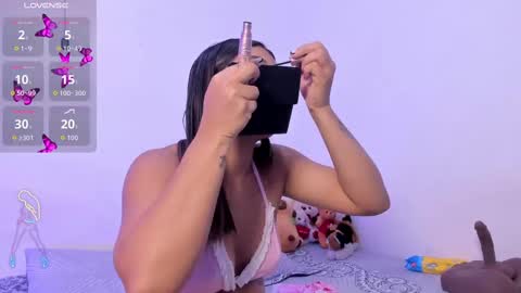 Soy Crystal online show from September 23, 10:40 am