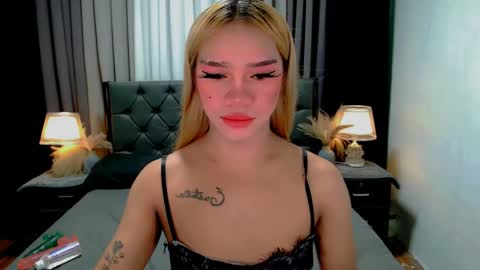 bea takashi  online show from May 13, 8:55 am
