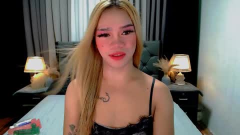 bea takashi  online show from May 17, 9:38 am