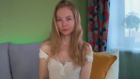 Alexia online show from April 12, 5:56 am