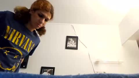 cuddleavenue online show from September 22, 12:12 am