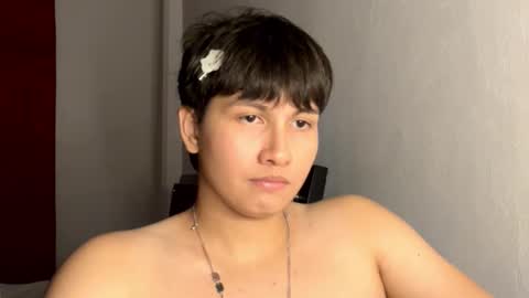 Snapshot of cuddly_and_jinx chatting on March 29, 6:02 am cuddly_and_jinx online show from March 29, 6:02 am