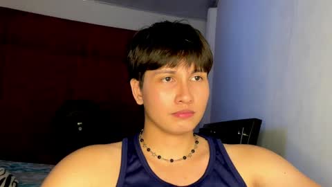 Snapshot of cuddly_and_jinx chatting on April 4, 8:01 am cuddly_and_jinx online show from April 4, 8:01 am