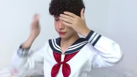 Snapshot of cuddly_twinkie chatting on September 22, 10:28 am Cuddly online show from September 22, 10:28 am