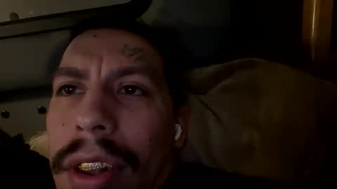 Snapshot of cuete2100 chatting on November 30, 6:17 am cuete2100 online show from November 30, 6:17 am