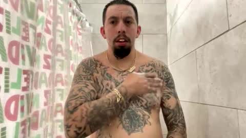 Snapshot of cuete2100 chatting on February 2, 10:19 pm cuete2100 online show from February 2, 10:19 pm