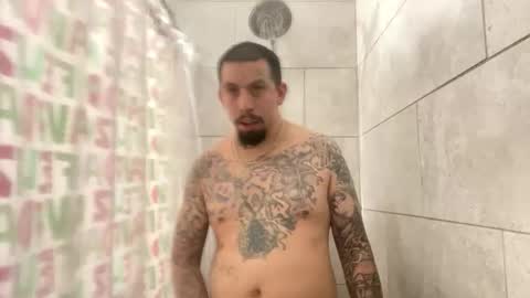 Snapshot of cuete2100 chatting on February 9, 10:25 pm cuete2100 online show from February 9, 10:25 pm