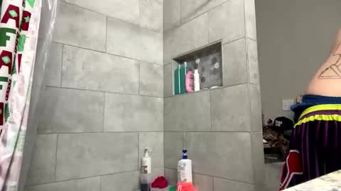 Snapshot of cuete2100 chatting on February 15, 11:56 pm cuete2100 online show from February 15, 11:56 pm