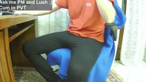 Snapshot of culonudo23 chatting on November 14, 5:33 pm Leo online show from November 14, 5:33 pm