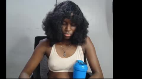 sophie online show from March 15, 7:03 am