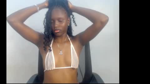sophie online show from May 8, 6:41 am