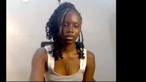 sophie online show from May 16, 6:43 am