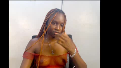 Snapshot of cum_ebony_xsecret chatting on June 29, 10:48 am sophie online show from June 29, 10:48 am