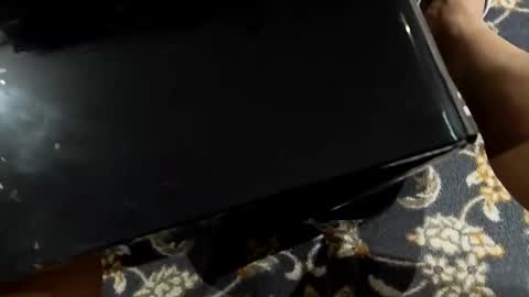 Snapshot of cum_in_thighs chatting on March 31, 9:21 am Chris online show from March 31, 9:21 am