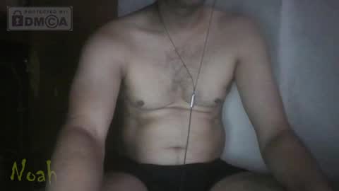 Snapshot of cum_l chatting on April 6, 3:37 am Noha online show from April 6, 3:37 am