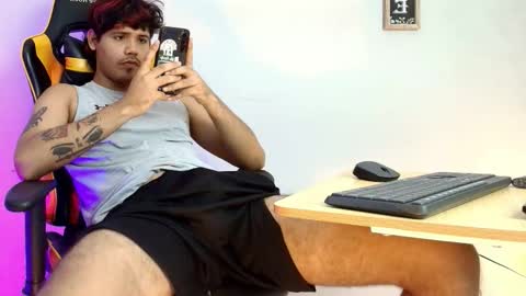 Snapshot of cum_park chatting on February 4, 6:25 pm DAVID online show from February 4, 6:25 pm