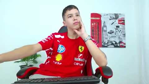 cumandres online show from September 20, 2:07 pm