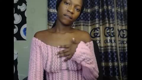 cumebony_petit online show from September 28, 8:03 pm