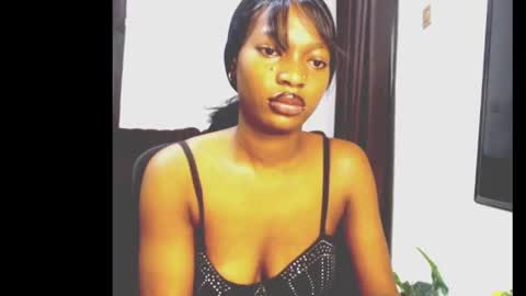 cumebony_petit online show from February 20, 7:54 am