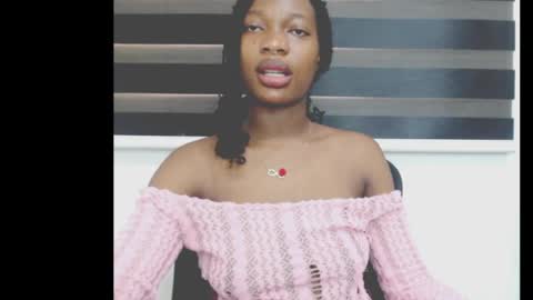 cumebony_petit online show from May 13, 7:06 am