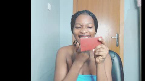 cumebony_petit online show from May 18, 6:08 am