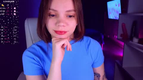 Eva online show from December 8, 3:24 pm