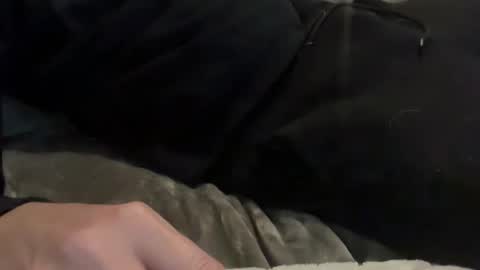 cumgetit469 online show from December 4, 11:35 pm