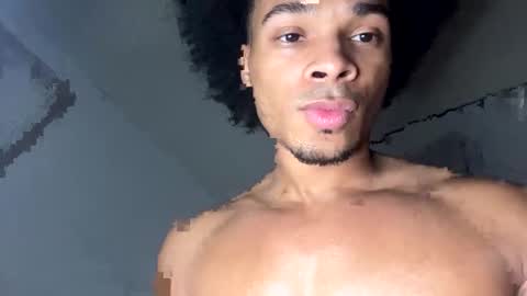 Snapshot of cumhere999 chatting on March 26, 1:44 am G BABY online show from March 26, 1:44 am