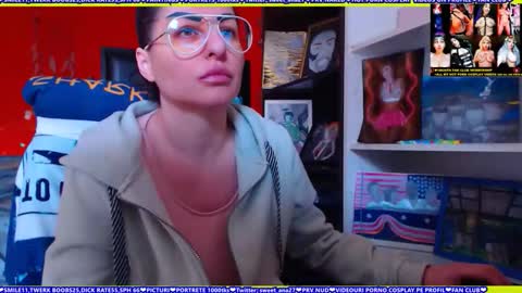 Snapshot of cuminmenowbby chatting on April 11, 1:59 pm cuminmenowbby online show from April 11, 1:59 pm