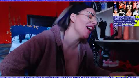 Snapshot of cuminmenowbby chatting on May 2, 2:00 pm cuminmenowbby online show from May 2, 2:00 pm