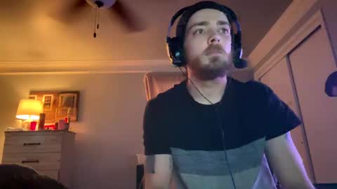 Snapshot of cumking51 chatting on February 1, 9:19 pm ConCon online show from February 1, 9:19 pm