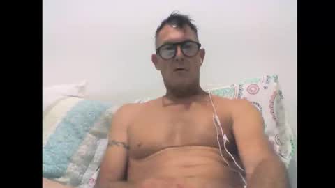 Snapshot of cumliveinoz chatting on October 2, 7:59 am cumliveinoz online show from October 2, 7:59 am