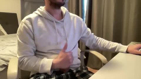 Tony online show from February 3, 2:33 pm