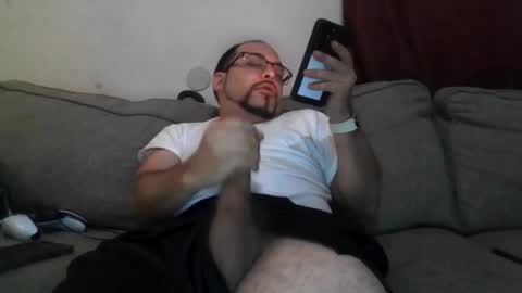 Snapshot of cummachine2022 chatting on March 21, 3:44 am cummachine2022 online show from March 21, 3:44 am