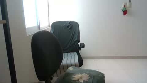 Snapshot of cummmann chatting on December 21, 6:37 pm cummmann online show from December 21, 6:37 pm