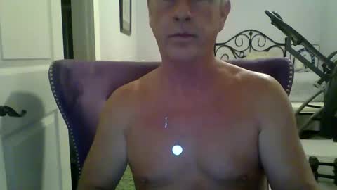 Snapshot of cumngetit910 chatting on January 11, 10:15 pm cumngetit910 online show from January 11, 10:15 pm