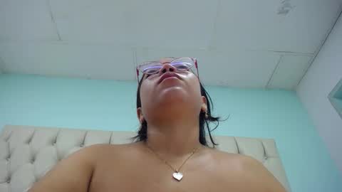 Snapshot of cumontitsxxx chatting on November 1, 11:45 am Cumontitsxxx online show from November 1, 11:45 am