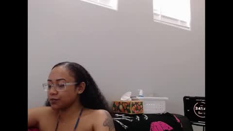 Nia Reese online show from February 22, 8:07 pm