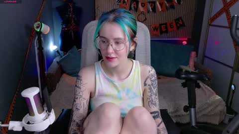 CUMpotikEve online show from December 19, 2:40 am