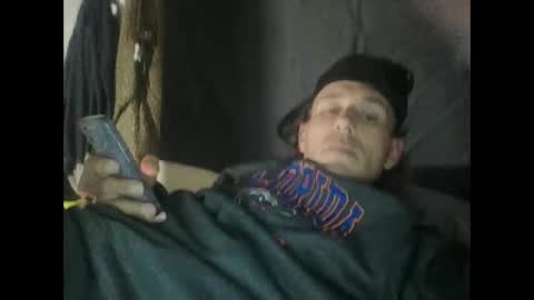 Snapshot of cumslutboi27 chatting on January 16, 6:03 am cumslutboi27 online show from January 16, 6:03 am