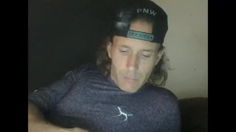 Snapshot of cumslutboi27 chatting on January 17, 3:23 am cumslutboi27 online show from January 17, 3:23 am