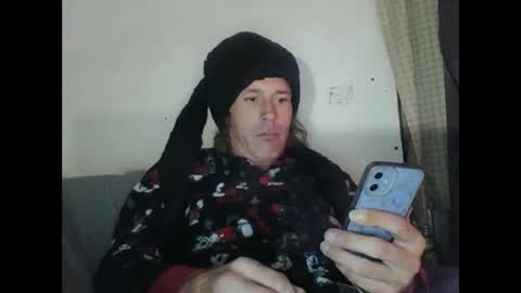 Snapshot of cumslutboi27 chatting on January 24, 4:16 am cumslutboi27 online show from January 24, 4:16 am