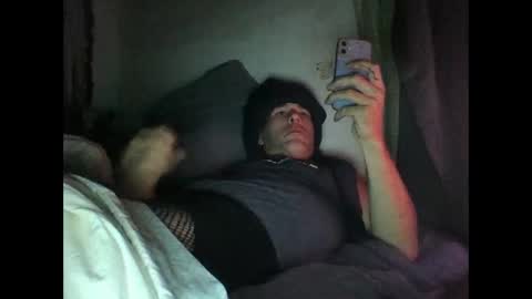 Snapshot of cumslutboi27 chatting on January 24, 8:23 am cumslutboi27 online show from January 24, 8:23 am