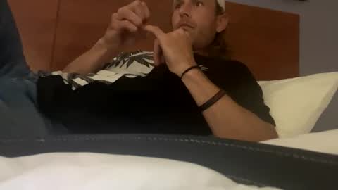 Snapshot of cumslutboi27 chatting on March 4, 4:49 am cumslutboi27 online show from March 4, 4:49 am
