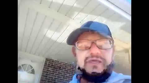 Snapshot of cuntreeboy68 chatting on October 30, 5:13 pm Bash online show from October 30, 5:13 pm