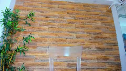 cupcake_izzy online show from January 15, 5:45 am