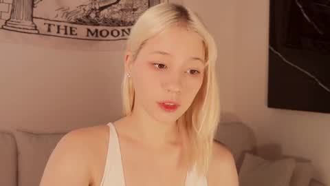 Snapshot of cupcakesoul chatting on July 2, 2:34 pm cupcakesoul online show from July 2, 2:34 pm