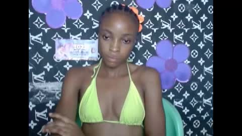 Snapshot of cupidxdoll chatting on February 13, 6:41 am cupidxdoll online show from February 13, 6:41 am